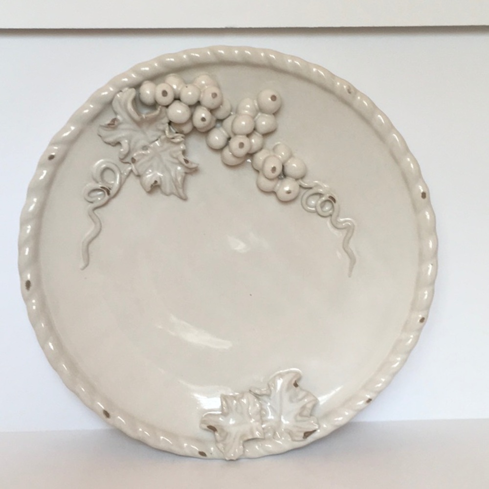 Signature Collection Vineyard Grapevine Plate
